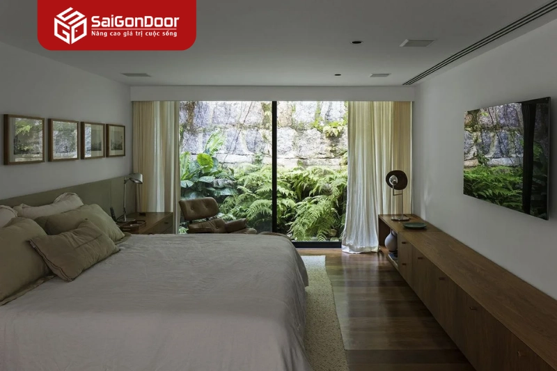 Giải đáp thắc mắc cửa phòng ngủ đối diện cửa sổ có sao không?