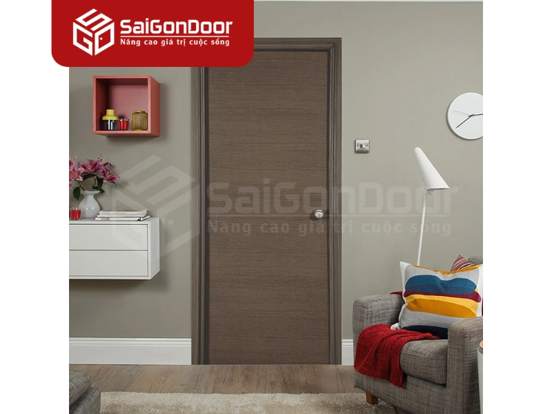Chọn đơn vị thi công cửa gỗ công nghiệp uy tín Sài Gòn Door