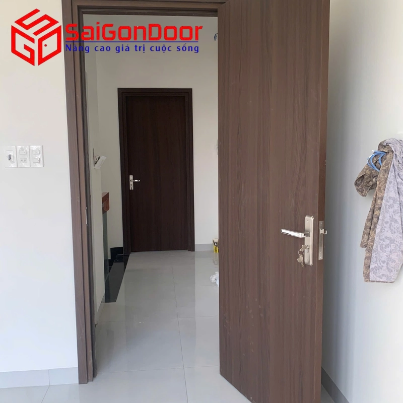 Công trình thi công cửa phòng ngủ tại phường Tân Đồng Bình Phước