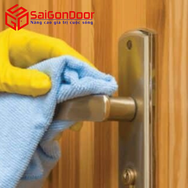 Công trình thi công cửa phòng ngủ phường 4 Vĩnh Long Công trình thi công cửa phòng ngủ phường 4 Vĩnh Long