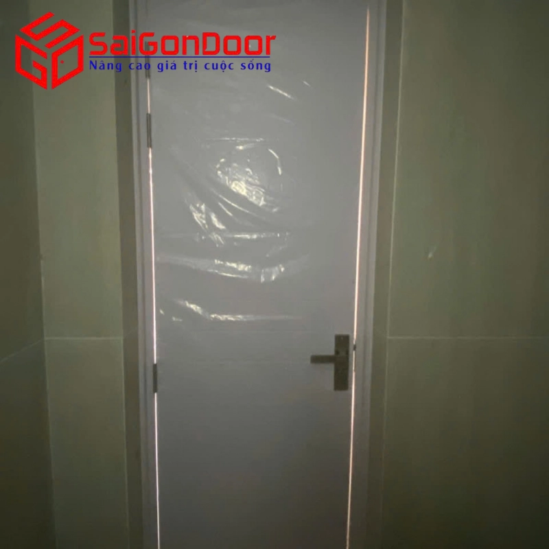 Giải pháp của Saigondoor: Vì sao lại là 2 cửa composite & 1 cửa ABS