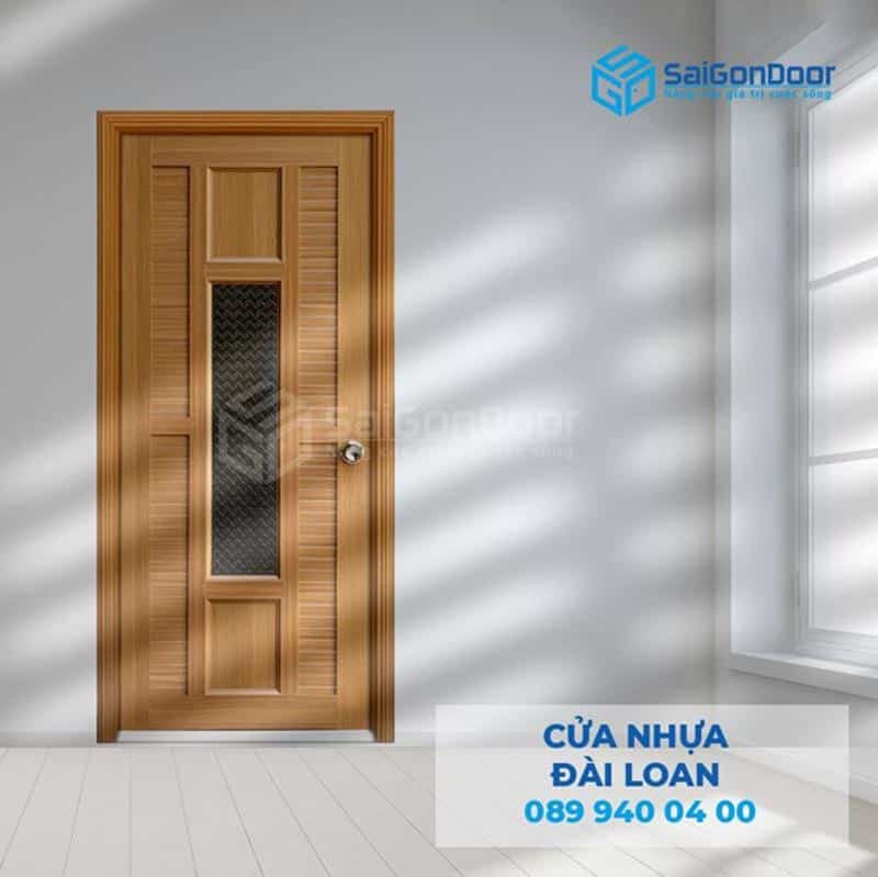 THI CÔNG CỬA NHỰA ĐÀI LOAN TẠI QUẬN 2