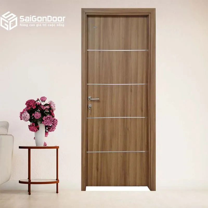 Cửa chạy chỉ có các đường chỉ chìm hoặc nổi được thiết kế tinh tế trên bề mặt cửa
