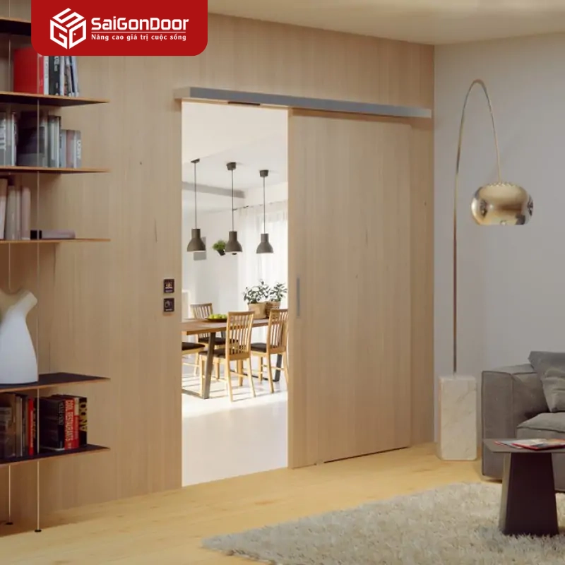 Tại sao nên lựa chọn và lắp đặt cửa lùa gỗ tại Sài Gòn Door?