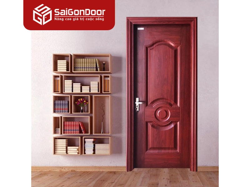 Cửa thép vân gỗ làm từ thép mạ điện hoặc mạ kẽm, chống gỉ và bền với môi trường