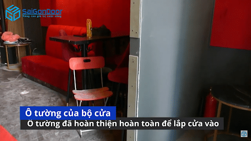 Đo và kiểm tra kích thước ô tường của bộ cửa