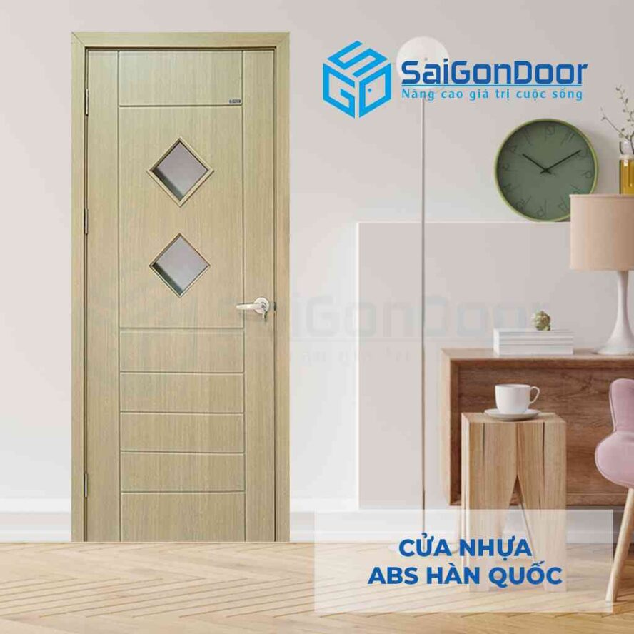 Sự kết hợp hoàn hảo giữa ô kính của cửa nhựa KOS 212-MQ808 đem đến không gian thoáng cho căn phòng ngủ