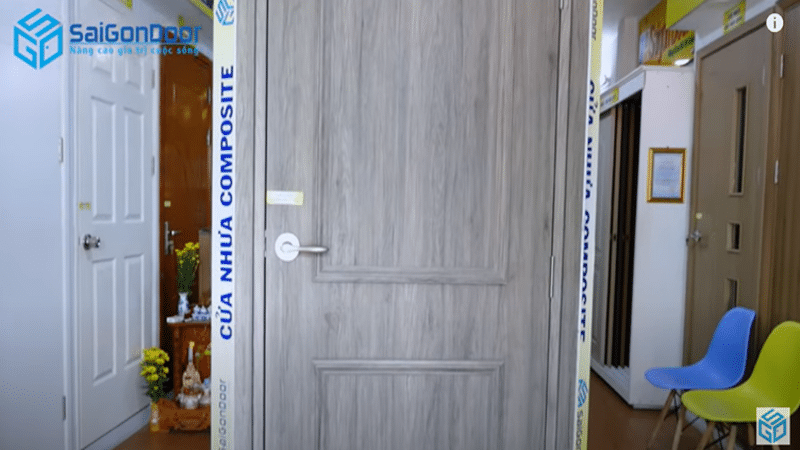 Mẫu cửa nhựa composite giá rẻ tại Showroom SaiGonDoor