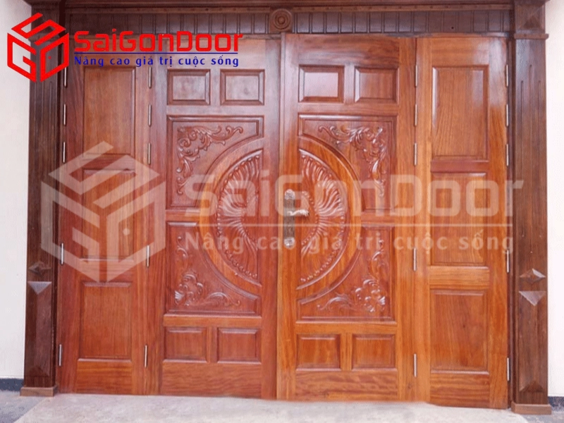 Tiêu chí lựa chọn đơn vị cung cấp cửa gỗ tự nhiên 4 cánh