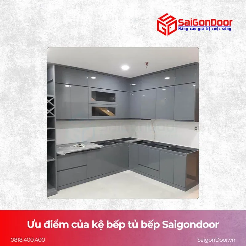Những ưu điểm của kệ tủ bếp SaigonDoor