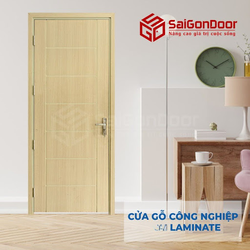 Thi công cửa gỗ công nghiệp Laminate