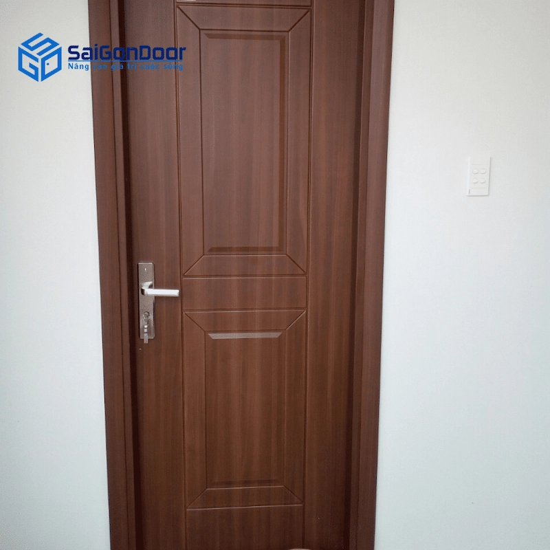 Tính năng kỹ thuật và tiêu chuẩn cần quan tâm cho cửa khách sạn