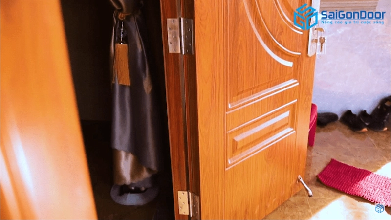 SaigonDoor - Giải pháp cửa thép chống cháy vân gỗ 4 cánh hàng đầu