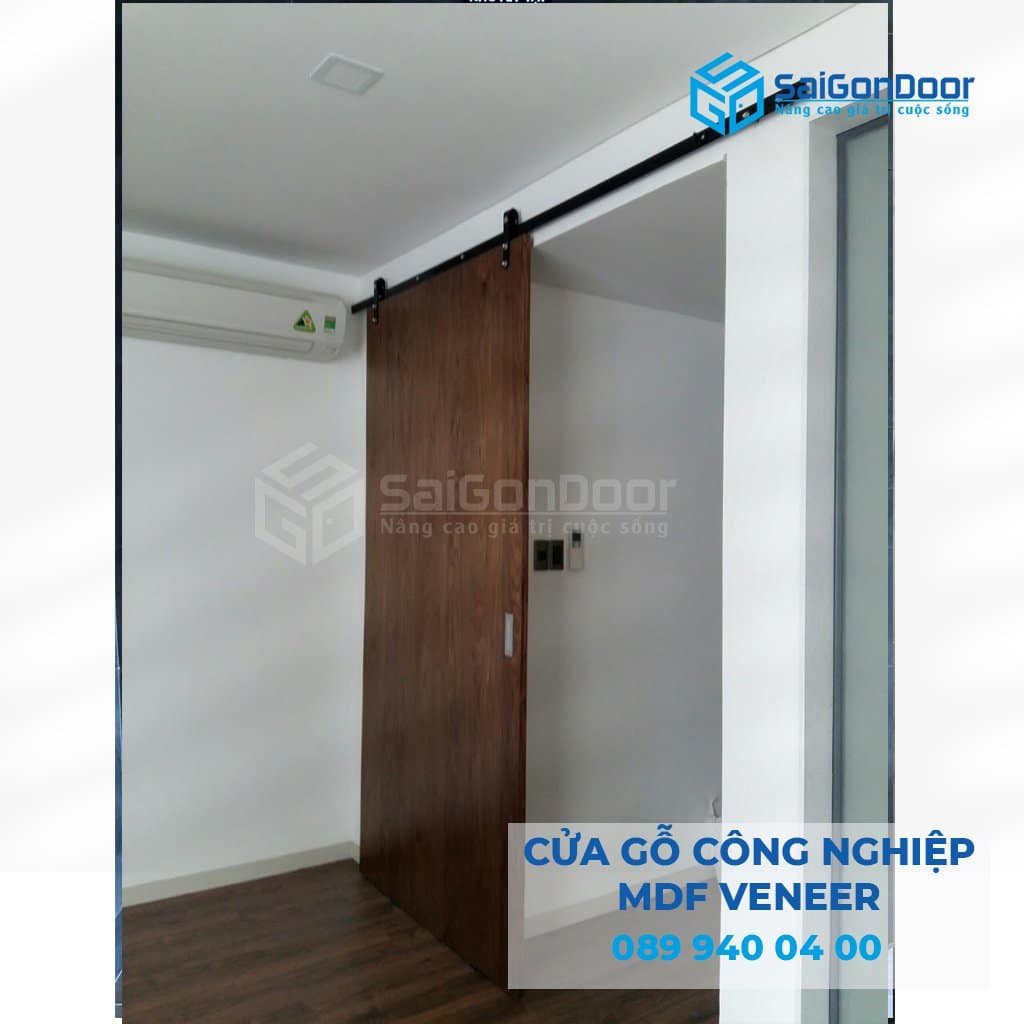 Cửa lùa gỗ công nghiệp