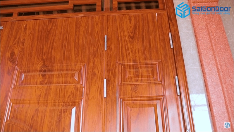 Lưu ý khi lựa chọn và lắp đặt cửa thép chống cháy vân gỗ 4 cánh