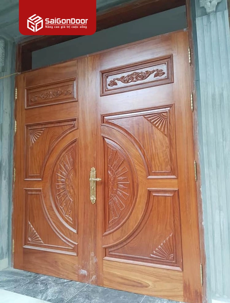 Kinh nghiệm lựa chọn cửa gỗ tự nhiên 2 cánh hoàn hảo
