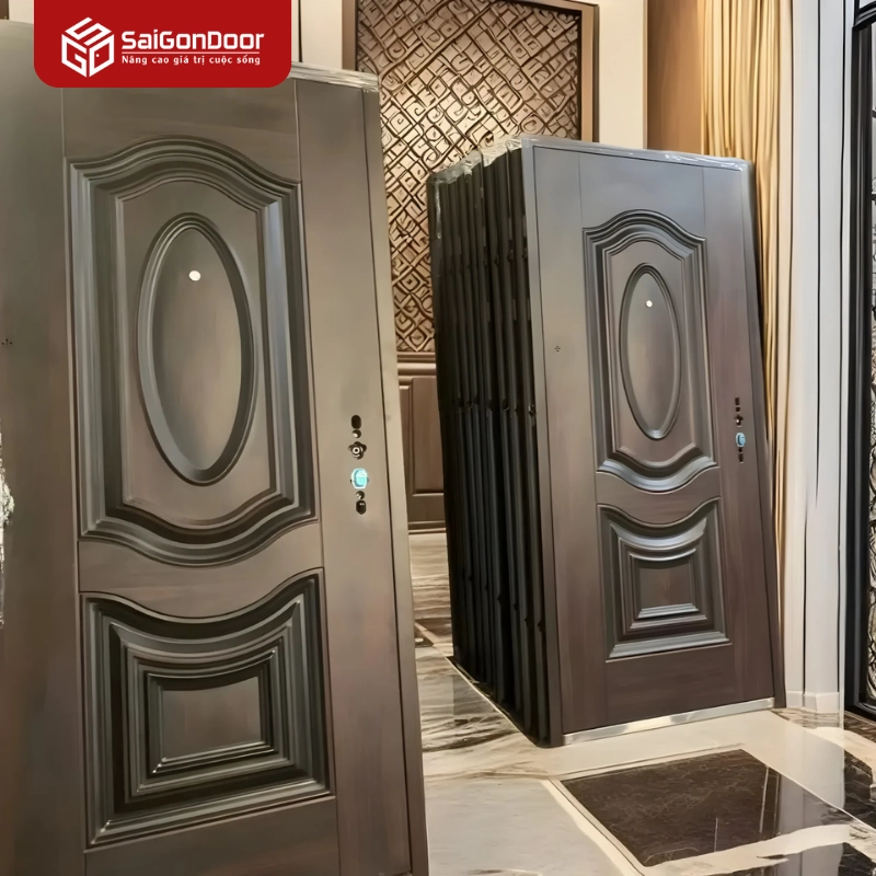 Kinh nghiệm thực tế khi kiểm tra cửa thép vân gỗ tại chỗ