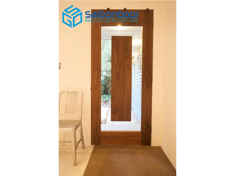 Các dòng chất liệu chủ đạo trong chế tác cửa gỗ kính phòng khách tại Sài Gòn Door