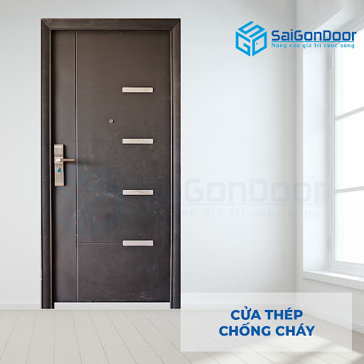 Mẫu cửa thép chống cháy được kết hợp với hệ thống điều khiển tự động