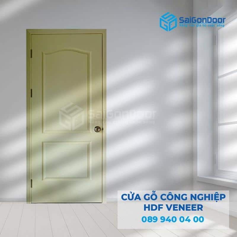 Cửa khách sạn nhựa gỗ HDF được sản xuất với công nghệ hiện đại