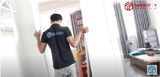 Đưa khung vào ô tường Đưa khung vào ô tường