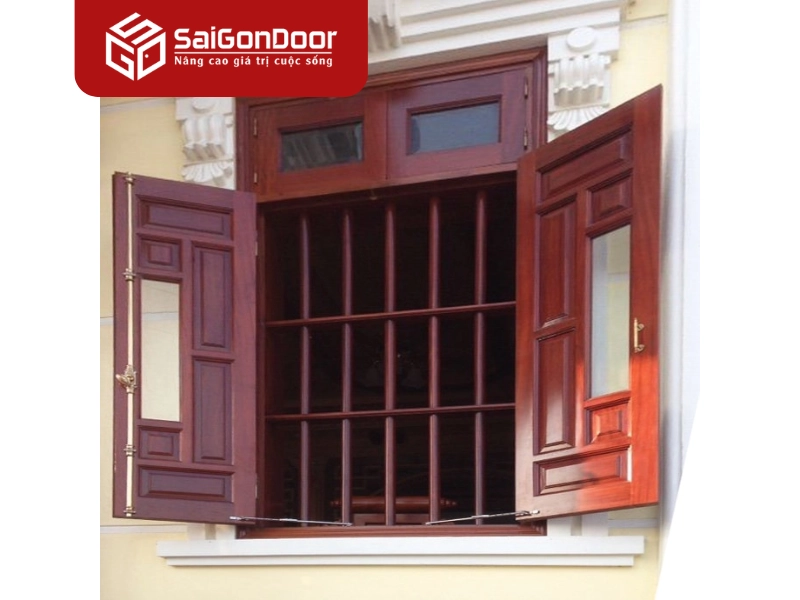 Để cách lắp cửa thép vân gỗ đạt kết quả tốt nhất, khâu chuẩn bị đóng vai trò cực kỳ quan trọng