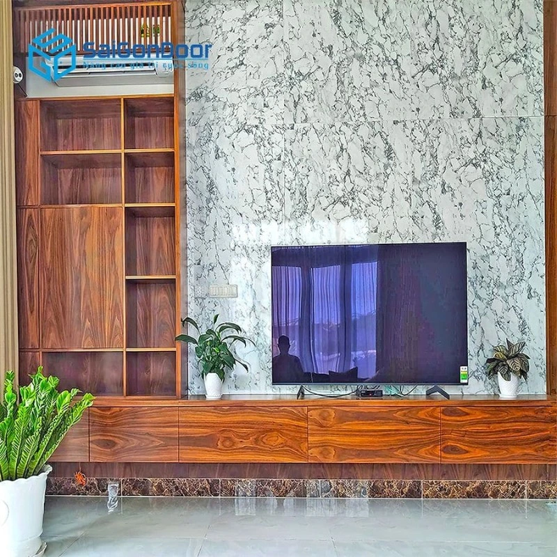 Thi công, lắp đặt kệ gỗ cho gia đình tại SaiGonDoor