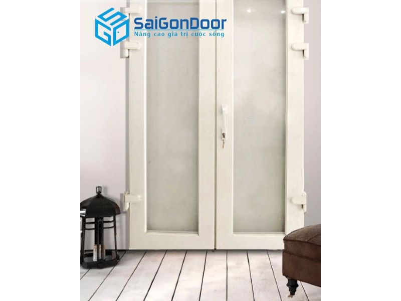 Cửa nhựa lõi thép UD-01