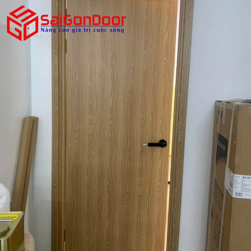 Thi công lắp cửa nhà phố tại Phường 1 Vĩnh Long Thi công lắp cửa nhà phố tại Phường 1 Vĩnh Long