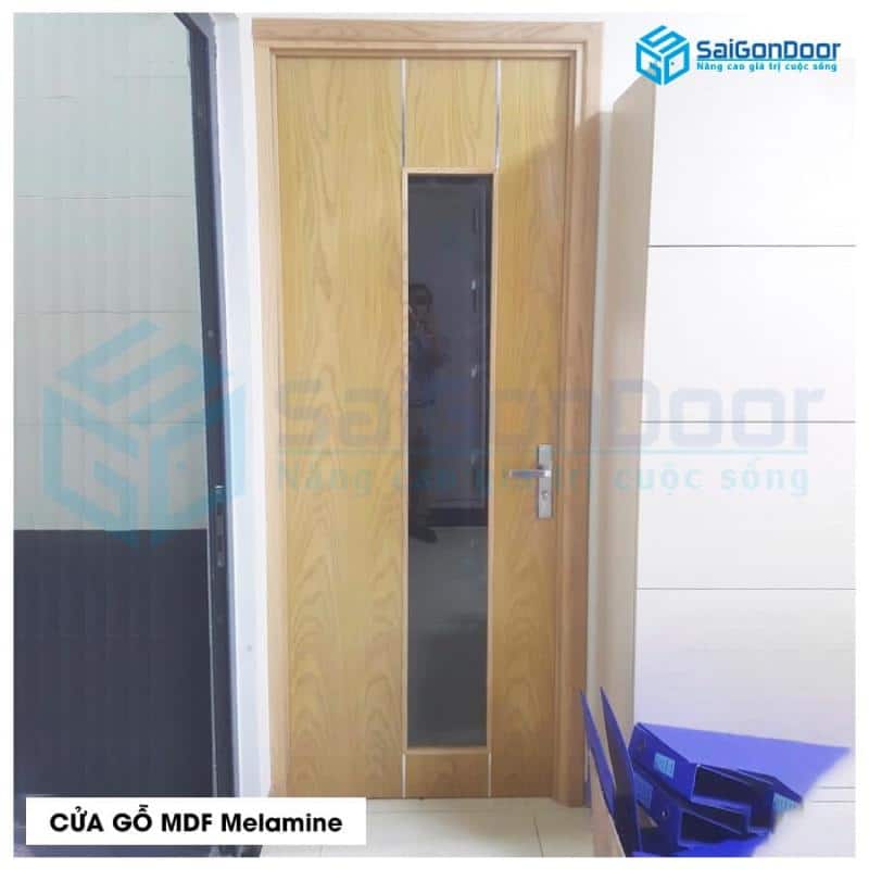 Cửa gỗ MDF phù hợp lắp đặt cho văn phòng