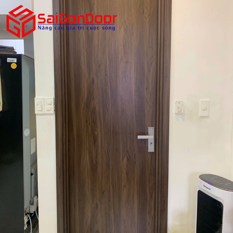 Thi công lắp cửa nhà phố tại Phường 1 Vĩnh Long Thi công lắp cửa nhà phố tại Phường 1 Vĩnh Long