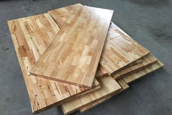 Tấm  gỗ ghép thanh phủ veneer cũng tương tự như gỗ tự nhiên. 